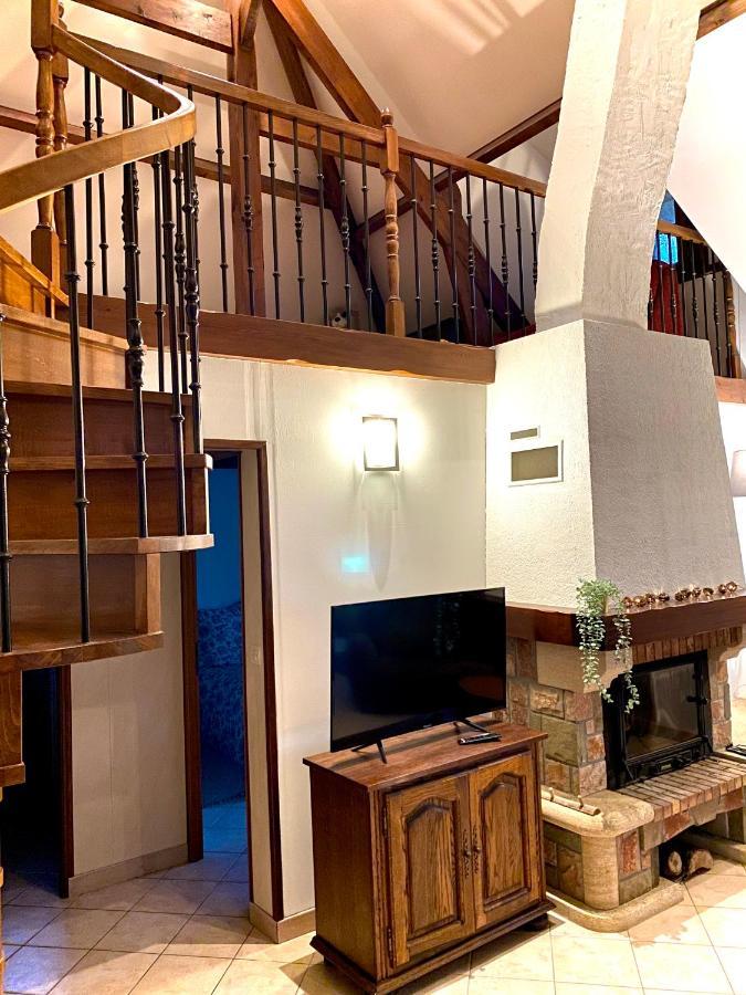 Maison Traditionnelle Normande Avec Piscine Hotot-en-Auge Exteriér fotografie
